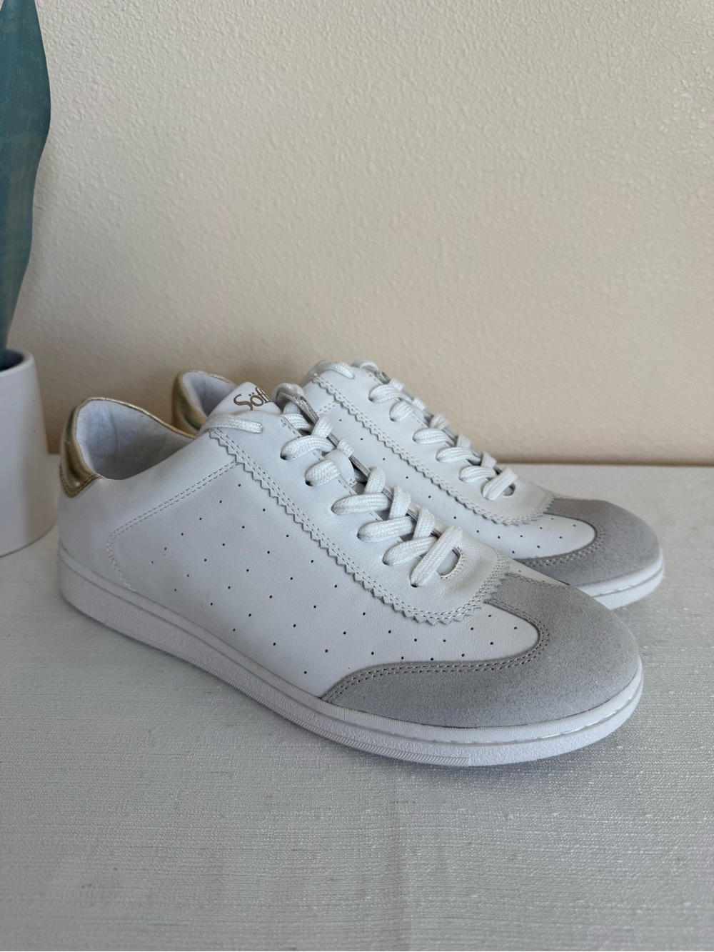New Sofft White Leather Sneakers with Gray Toe and Gold Heel Accent - Picture 4 of 12